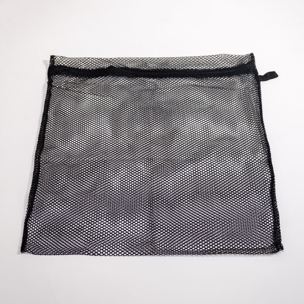 Laundry Mesh Wash Bag With Zip (White)