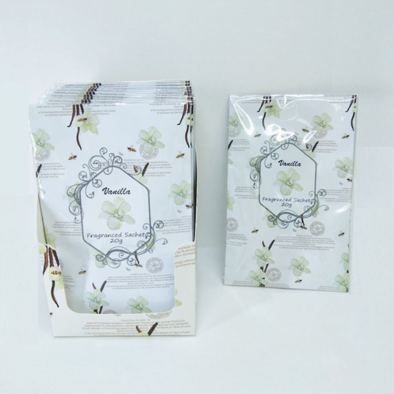 Fragrant vanilla sachets in a charming display, perfect for freshening spaces and adding elegance to decor.
