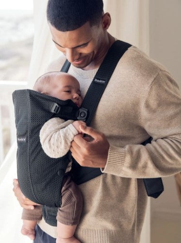 Baby Carrier - BABY BJORN MINI 3D Mesh (Black)
