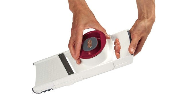 4-In-1-SlicerGrater-Zyliss