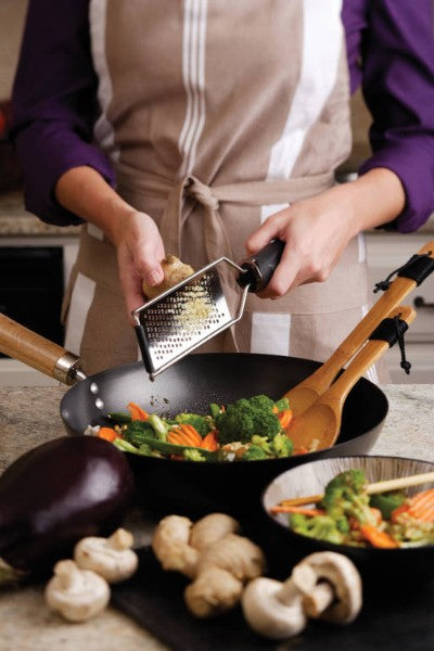 Gourmet-Coarse-Grater-Microplane