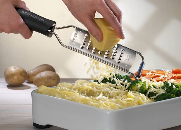 Gourmet-Extra-Coarse-Grater-Microplane