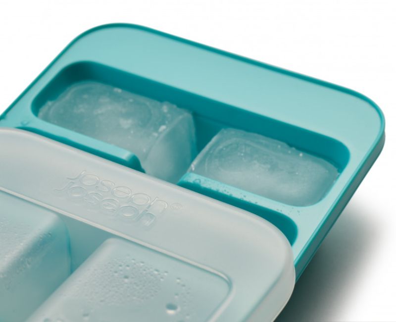 Joseph Joseph Flow Easy-fill Ice-cube Tray with linked cavities, lid for clean ice, and 14 large cube capacity.