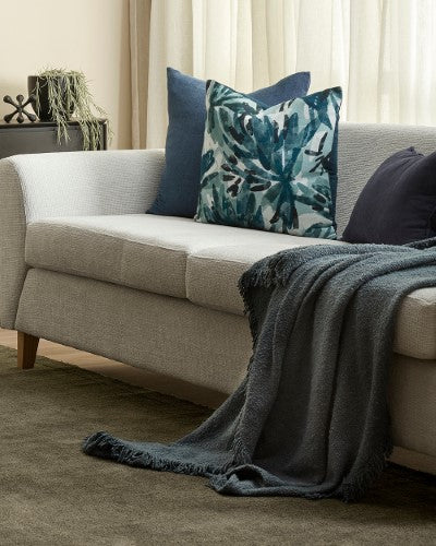 Throw - Lily Diesel (130 x 150cm) - OLLO