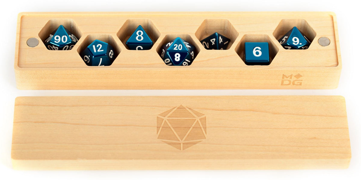Fanroll: Premium Wood Dice Vault: Maple