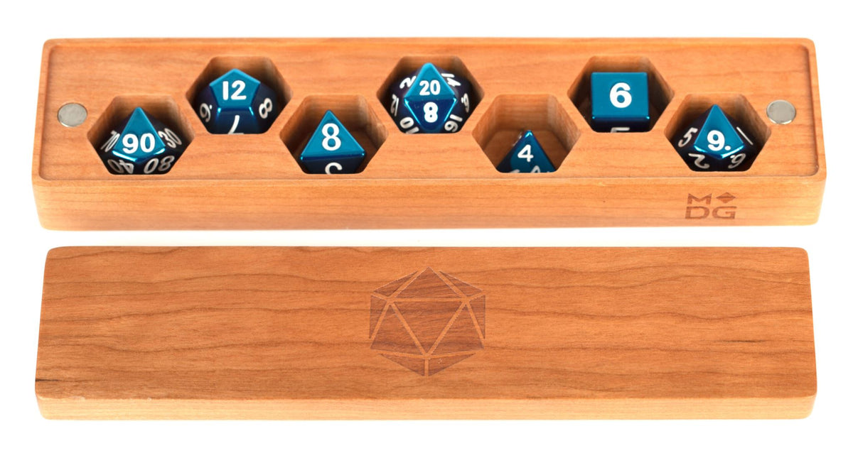 Fanroll: Premium Wood Dice Vault: Cherry