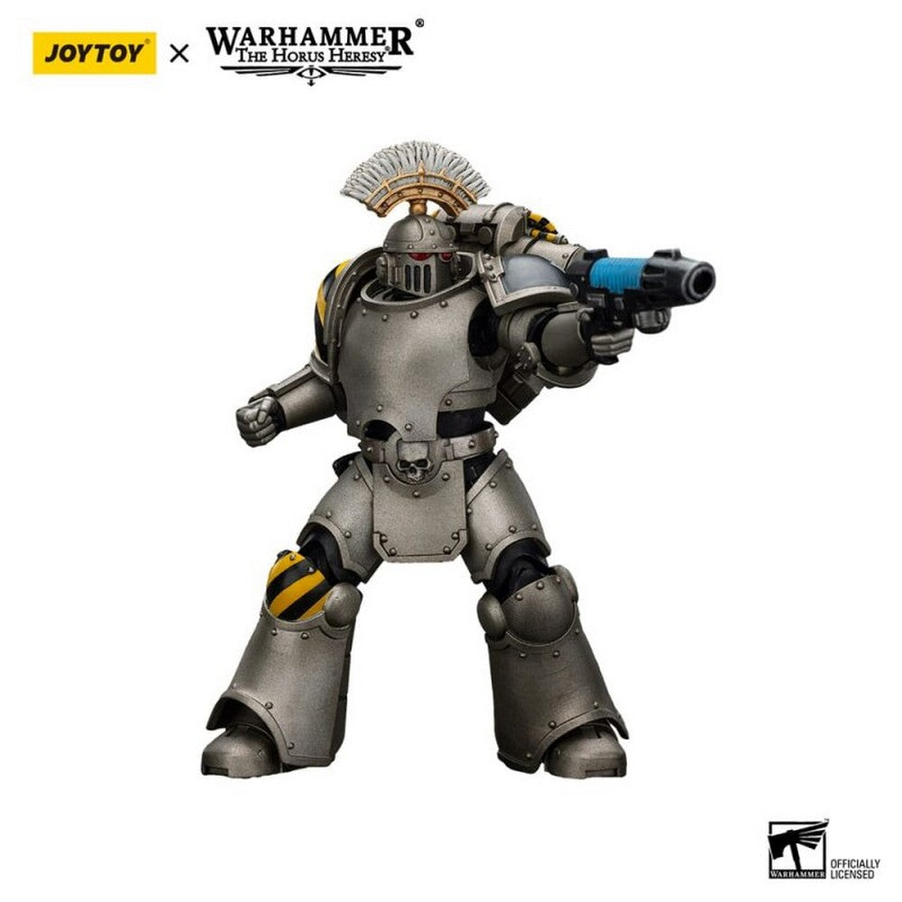 Warhammer Collectibles: 1/18 Scale lron Warriors MKlll Tactical Sergeant