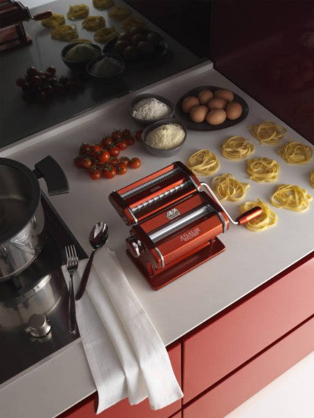 Atlas-150-Design-Pasta-Machine-Red-Marcato