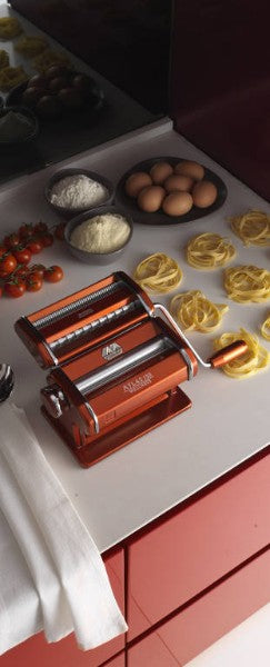 Atlas-150-Design-Pasta-Machine-Red-Marcato