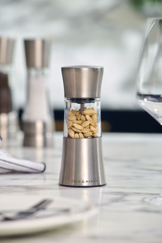 Chilli-and-Spice-Mill-Cole-and-Mason-Stadhampton