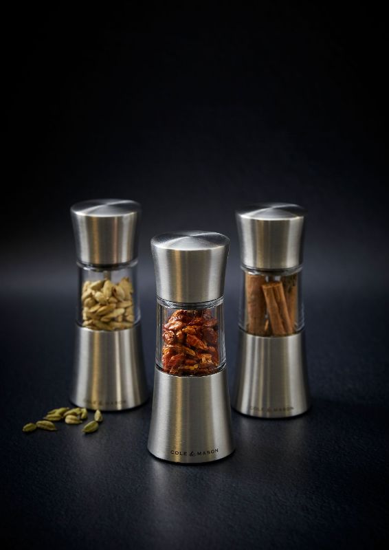 Chilli-and-Spice-Mill-Cole-and-Mason-Stadhampton