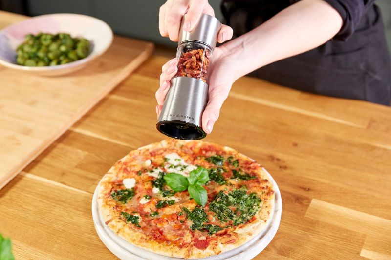 Chilli-and-Spice-Mill-Cole-and-Mason-Stadhampton