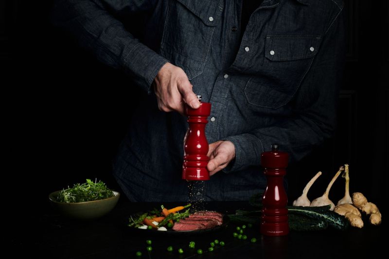 Mills-Gift-Set-Cole-and-Mason-London-Red-Gloss-18cm