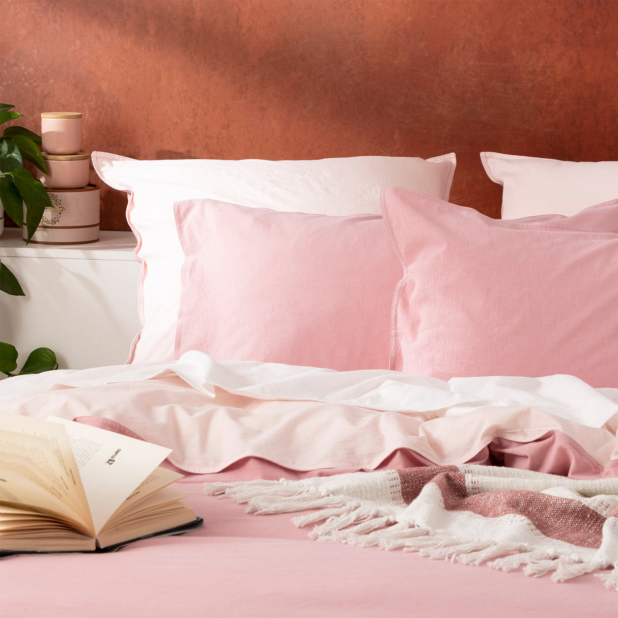 Essentials Vintage stone washed reversible Quilt / Duvet cover set King Rose