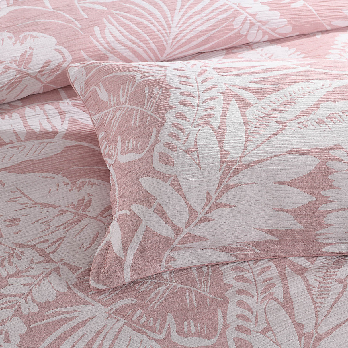 Renee Taylor Palm Tree Jacquard Quilt / Duvet Cover Set King Clay