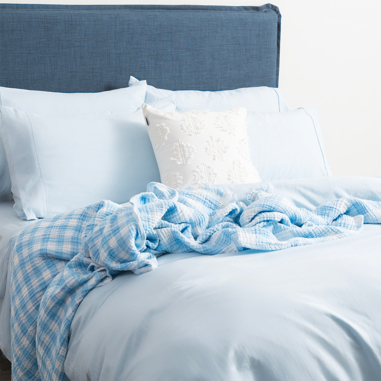 Ultra Plush Vintage Washed Microfiber Quilt / Duvet cover set Single Blue