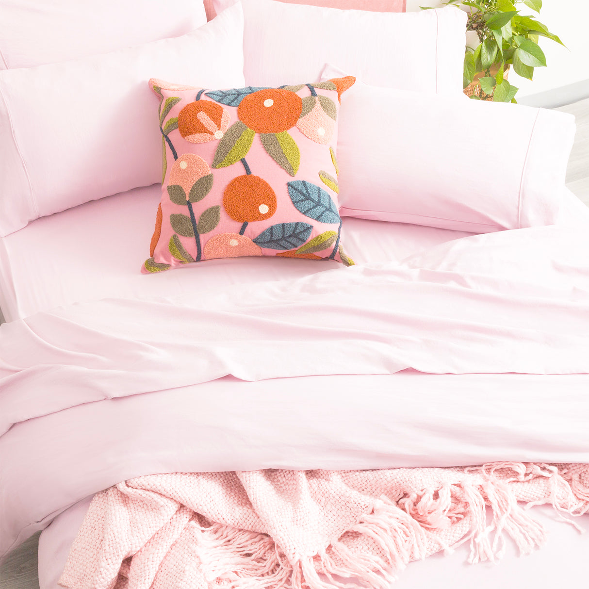 Ultra Plush Vintage Washed Microfiber Quilt / Duvet cover set Queen Lilac