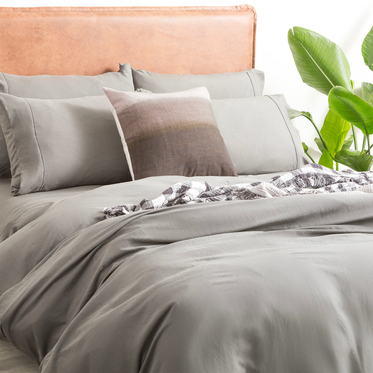 Ultra Plush Vintage Washed Microfiber Quilt / Duvet cover set Double Granite