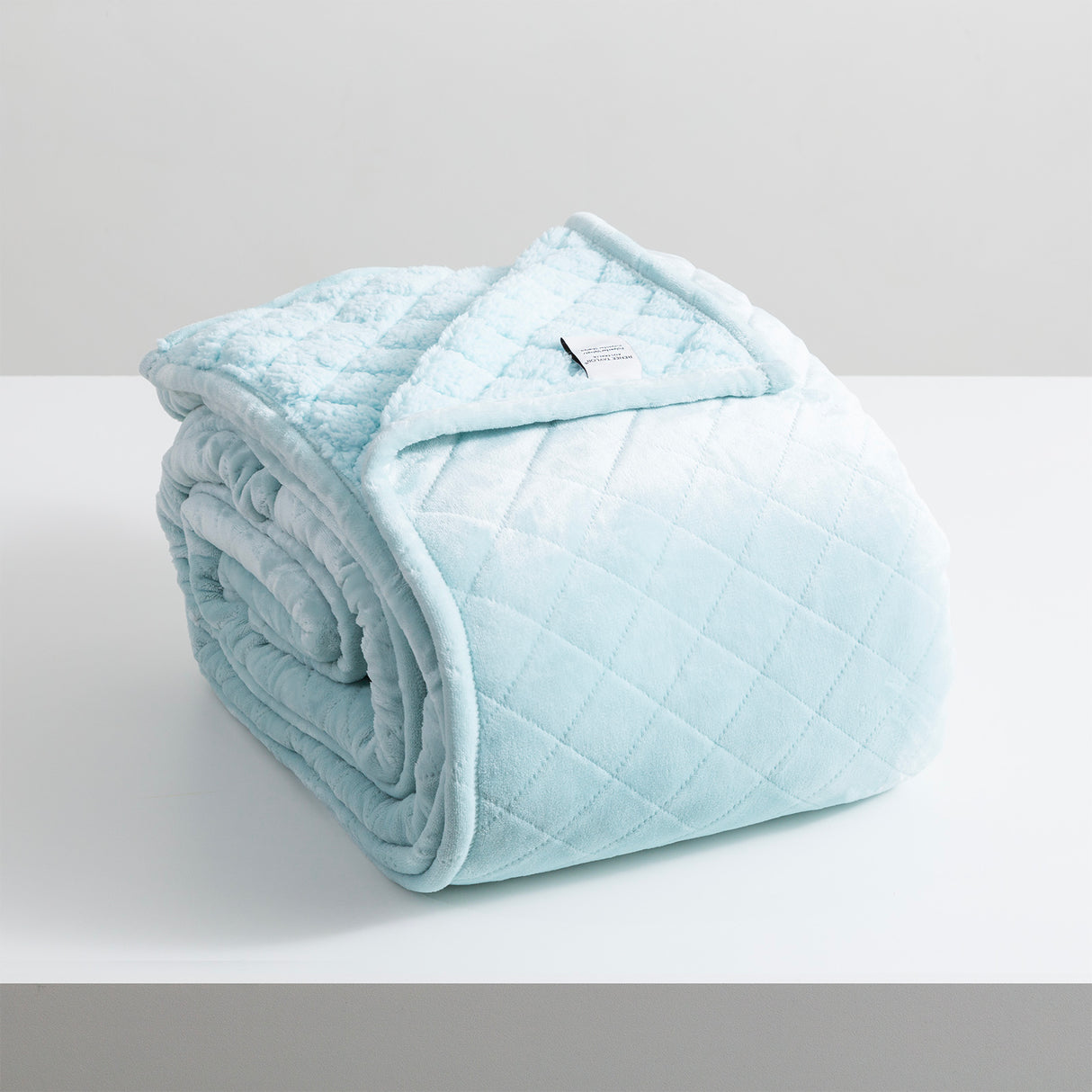 Renee Taylor Heston 480 GSM Ultra Soft Velvet Sherpa Blanket Queen/King Blue