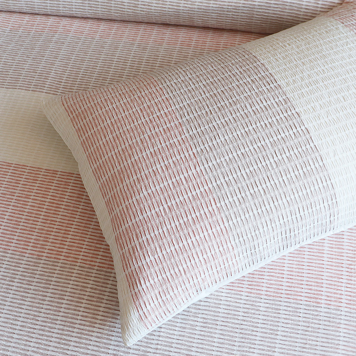 Renee Taylor Avalon Jacquard Quilt / Duvet Cover Set Double