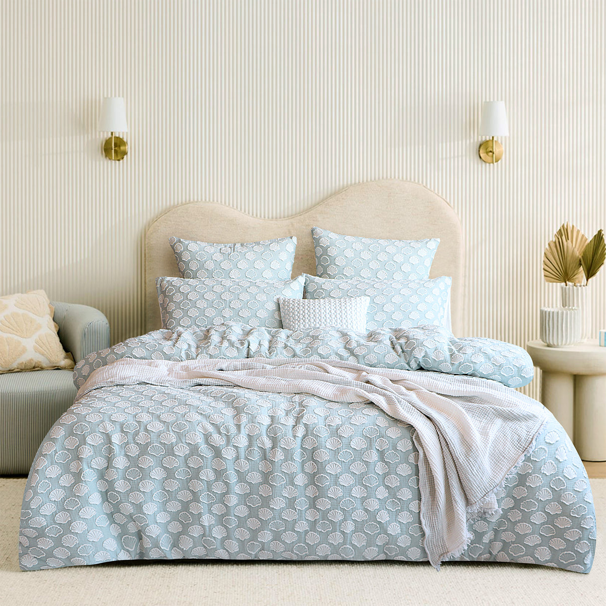 Renee Taylor Coralium Chenille Tufted Jacquard Quilt / Duvet Cover Set King