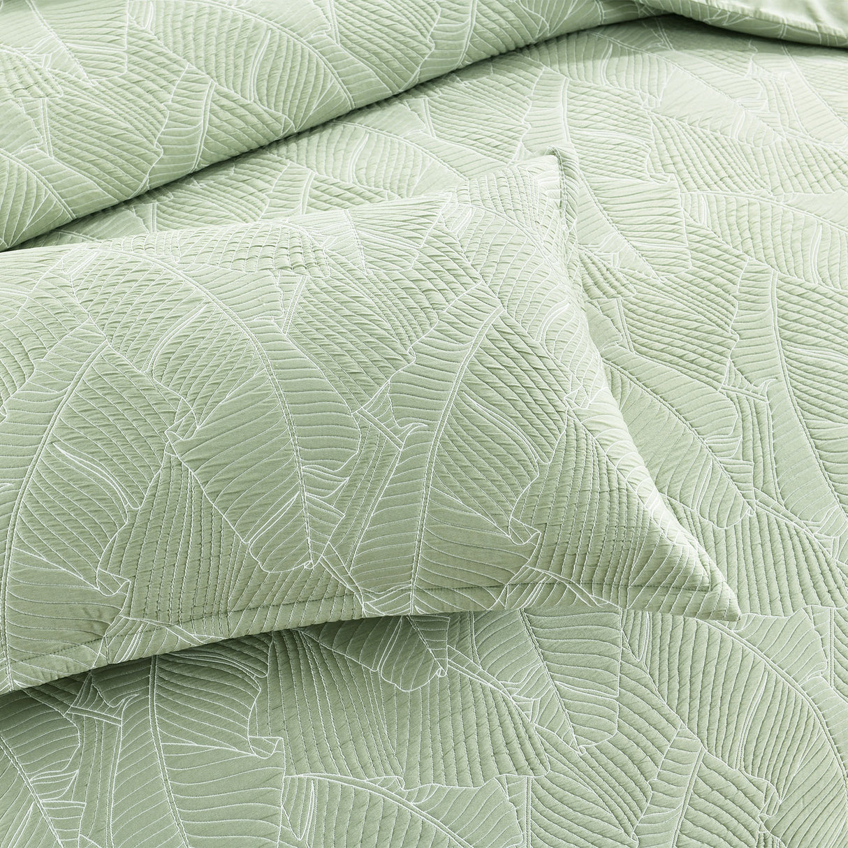 Renee Taylor Woods Jacquard Quilt / Duvet Cover Set Queen Sage