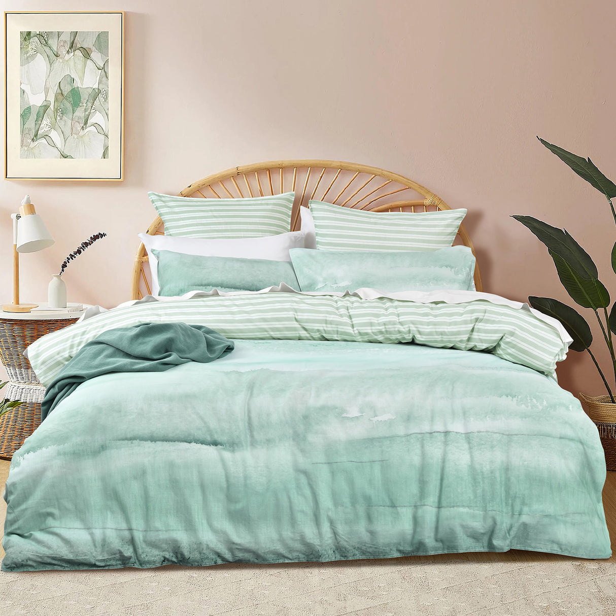 Renee Taylor 300 TC Cotton Reversible Quilt / Duvet Cover Set Super King Terrain