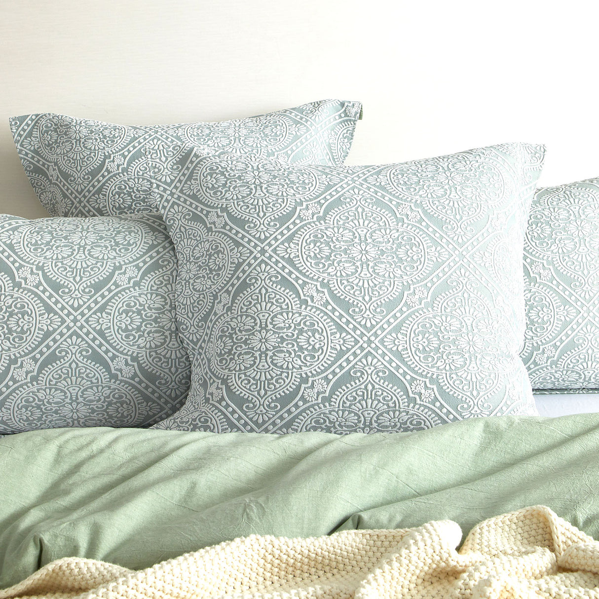 Renee Taylor Mayfair Jacquard Quilt / Duvet Cover Set Super King Sage