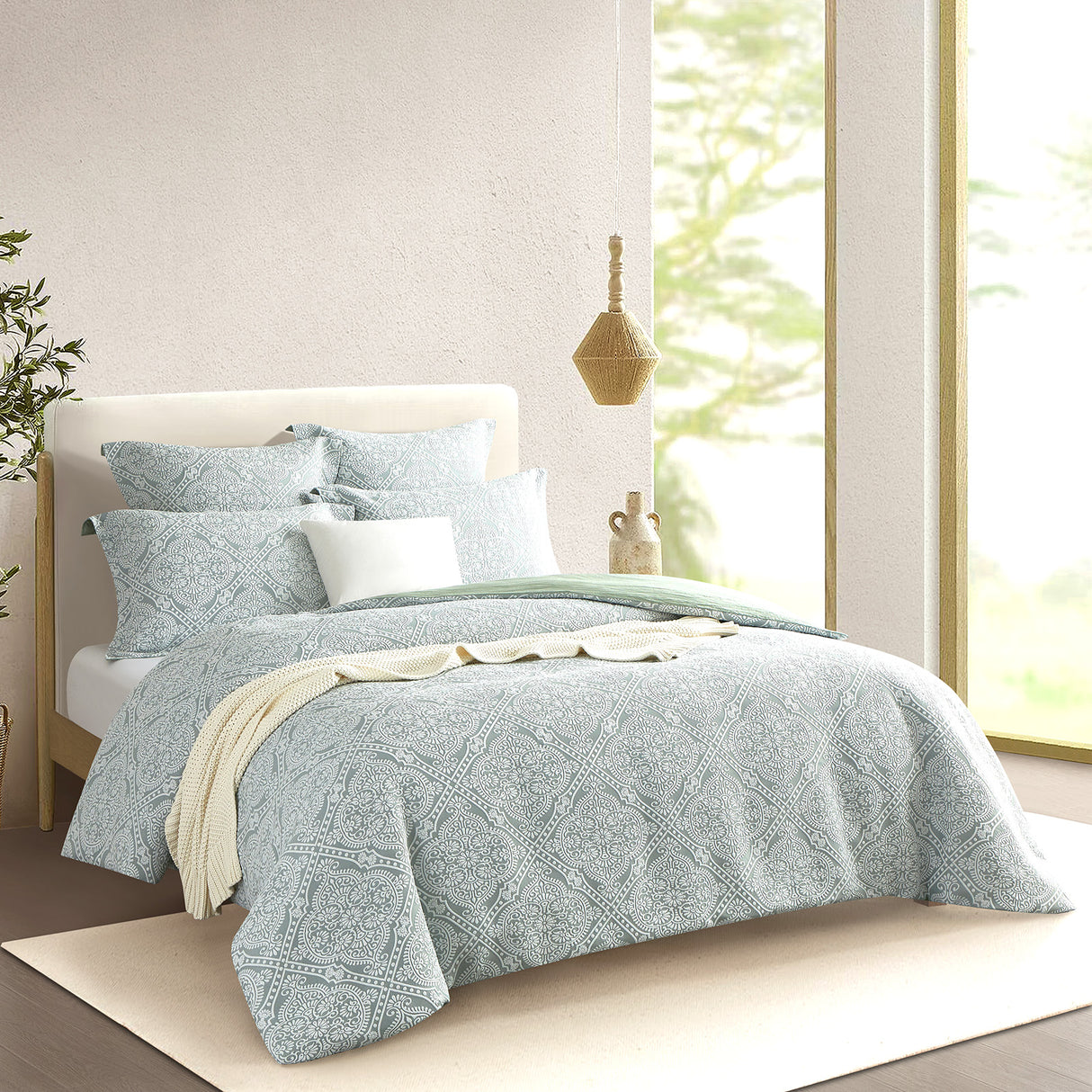Renee Taylor Mayfair Jacquard Quilt / Duvet Cover Set Queen Sage