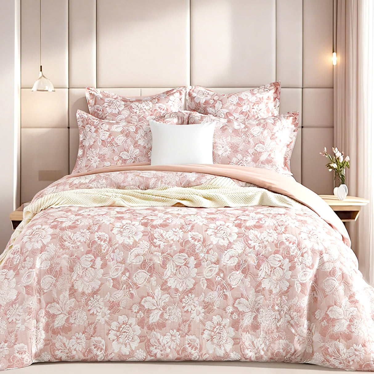 Renee Taylor Aura Jacquard Quilt / Duvet Cover Set Queen Blush
