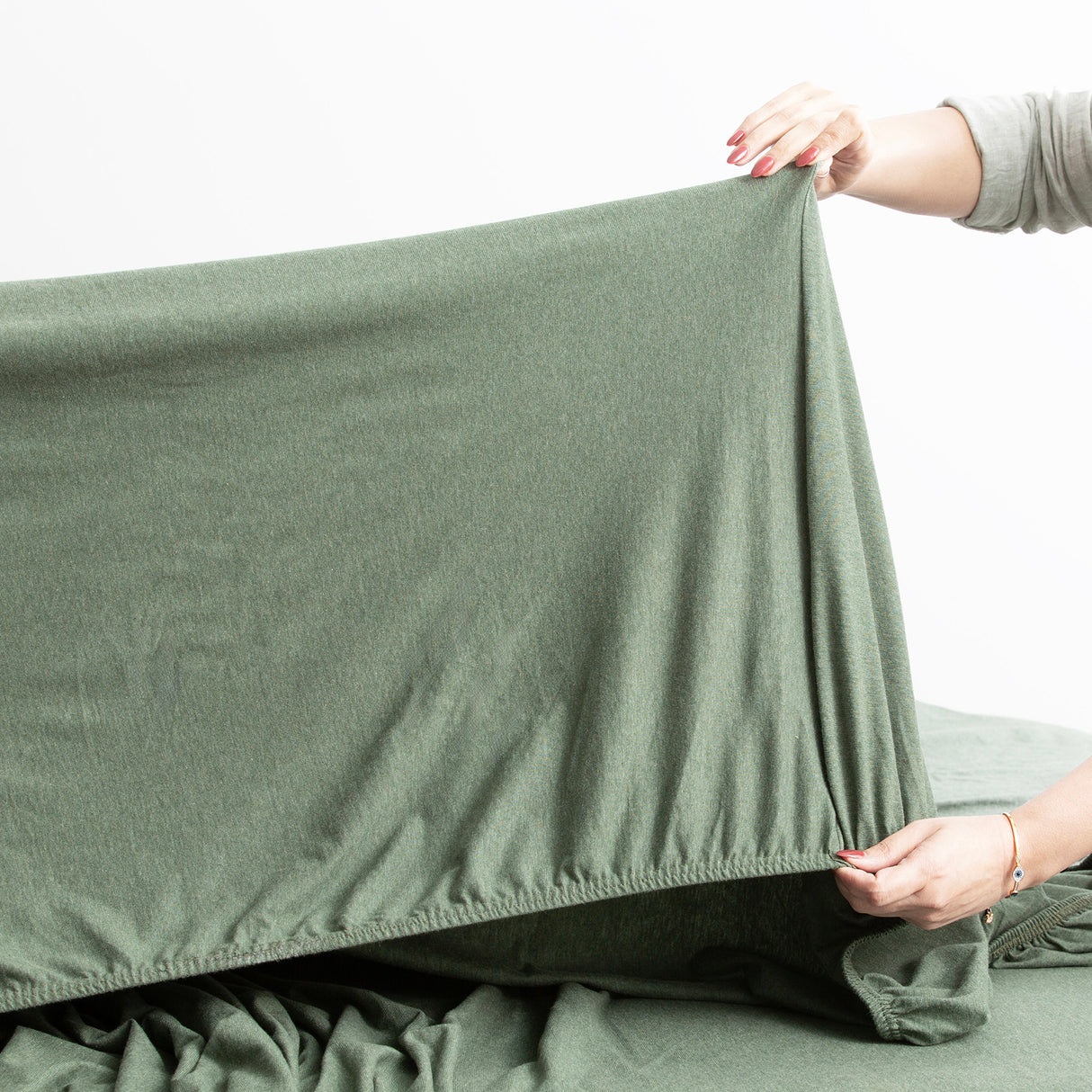 Renee Taylor Comfort Organic Fitted Sheet & Pillowcase - Double Olive