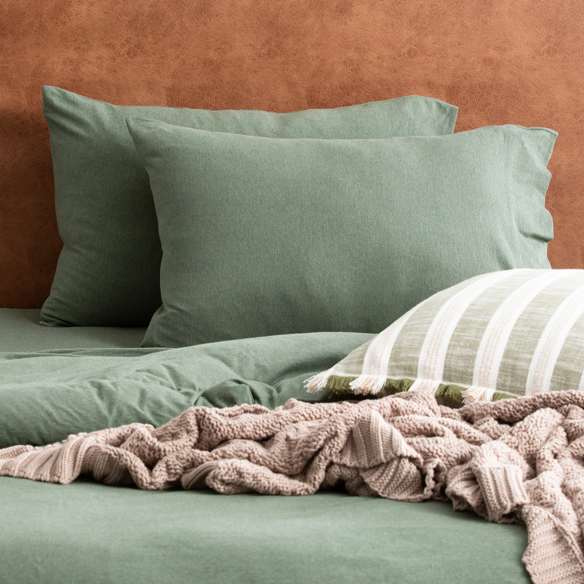 Renee Taylor Comfort Organic Fitted Sheet & Pillowcase - Double Olive