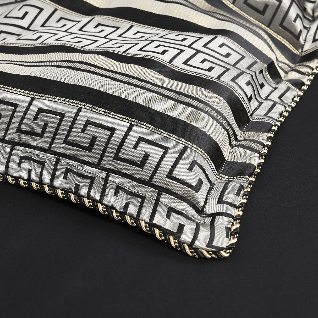 Renee Taylor Regalia Collection Mayana Quilt Cover Set King