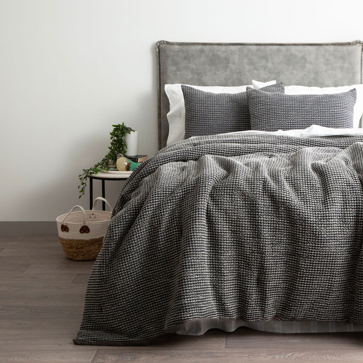 Cloud Linen Stone Washed Cotton Waffle Comforter Set King/Super King Magnet