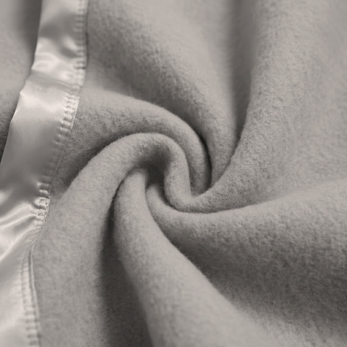 Renee Taylor Australian 400 GSM Merino Wool Blanket Super King Sand