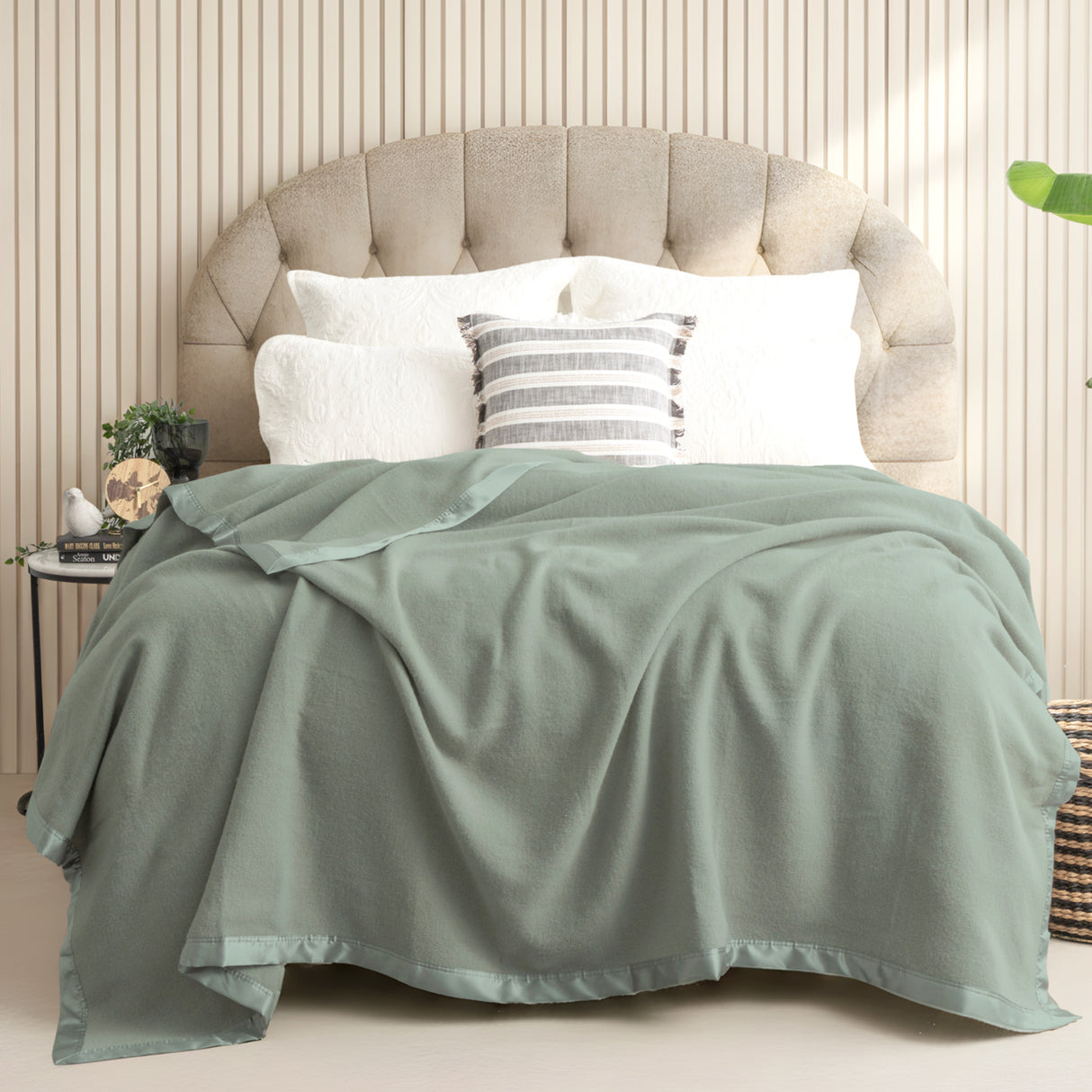 Renee Taylor Australian 400 GSM Merino Wool Blanket Queen/King Sage
