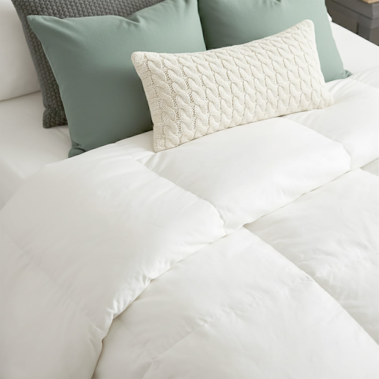 Renee Taylor Luxurious Australian Wool Quilt 350 GSM King