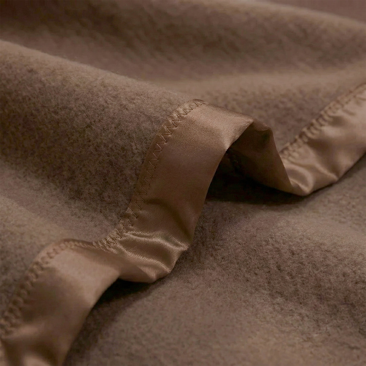 Renee Taylor Australian 400 GSM Merino Wool Blanket Single/Double Wood