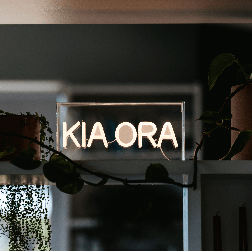 Moana Road - Kia Ora Neon Light - Kia Ora - 2 units