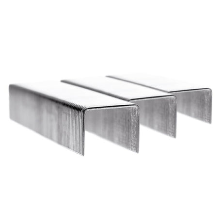 High-quality Rapid Staples 140/8mm Bx2000, galvanized for strong holds on insulation, plastics, cardboard, and carpets.