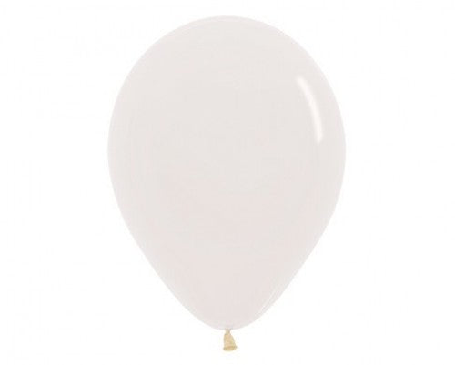 Pack of 6 crystal clear latex balloons, 45cm, perfect for showcasing decorations at any event.