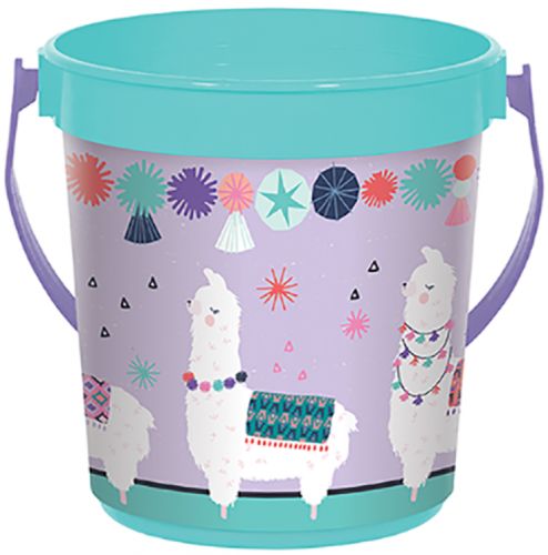 Cute llama-shaped favor containers for parties, perfect for candies and small treats. Ideal for celebrations and decorations.