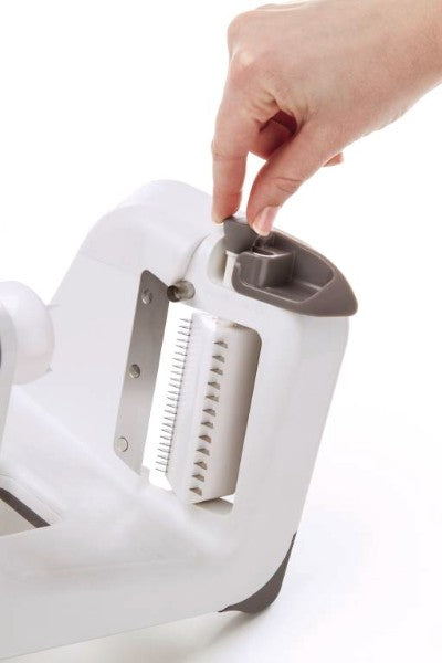 Pl8-Professional-Spiralizer-By-Progressive-Progressive