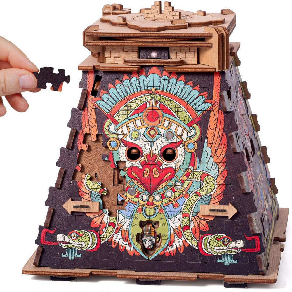 CluePuzzle - Pyramid of the Sun - Clue box and Jigsaw