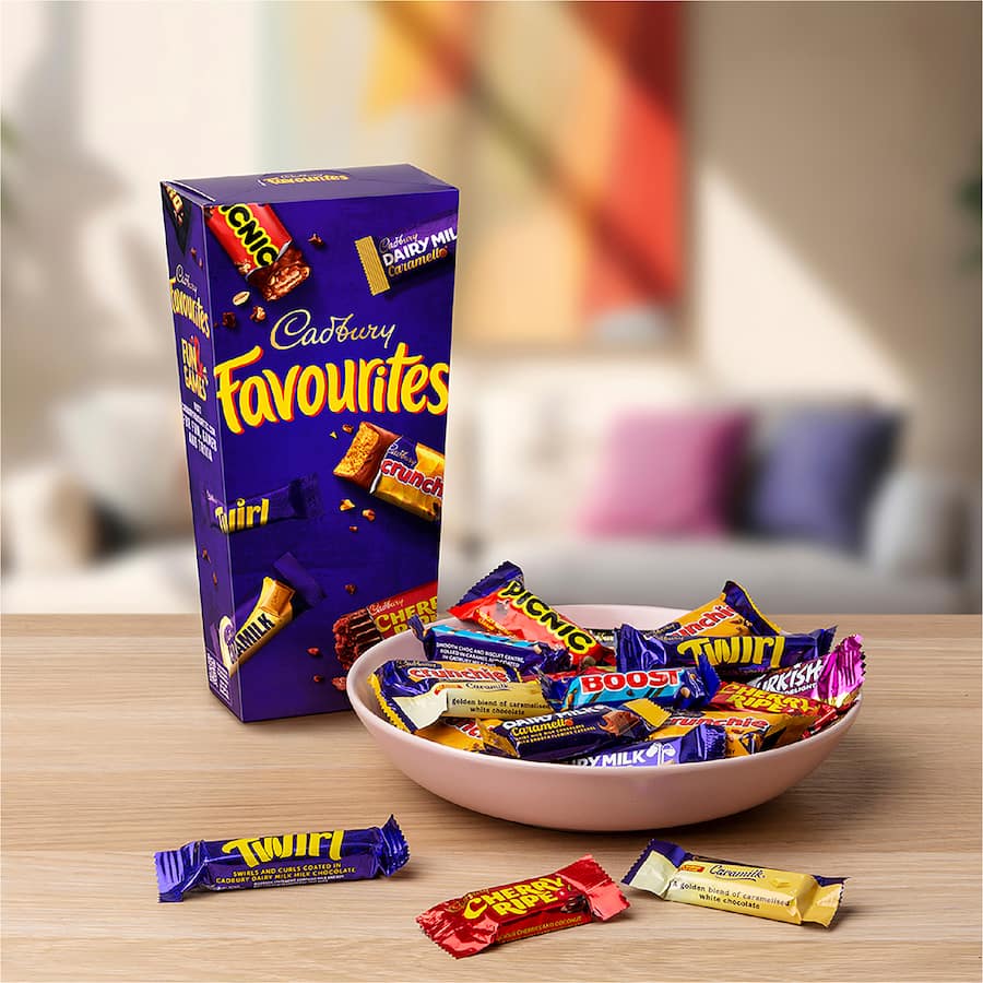 Cadbury Chocolate Favourites 470g