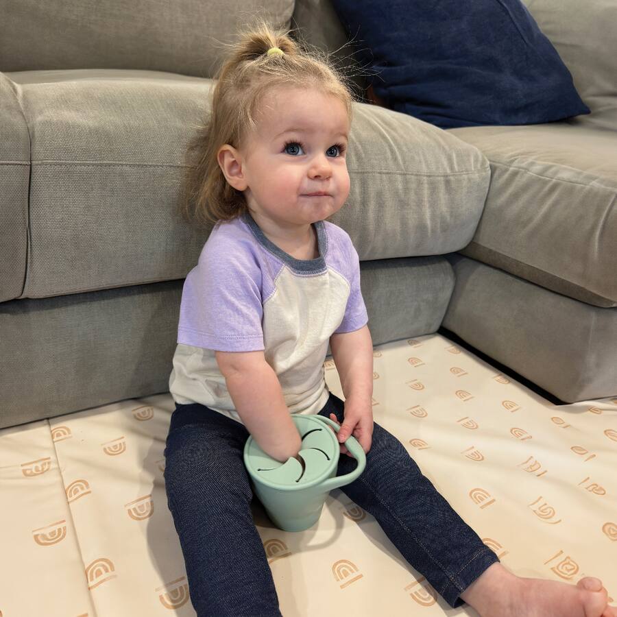 Dreambaby Baby Cup Foldable Snack