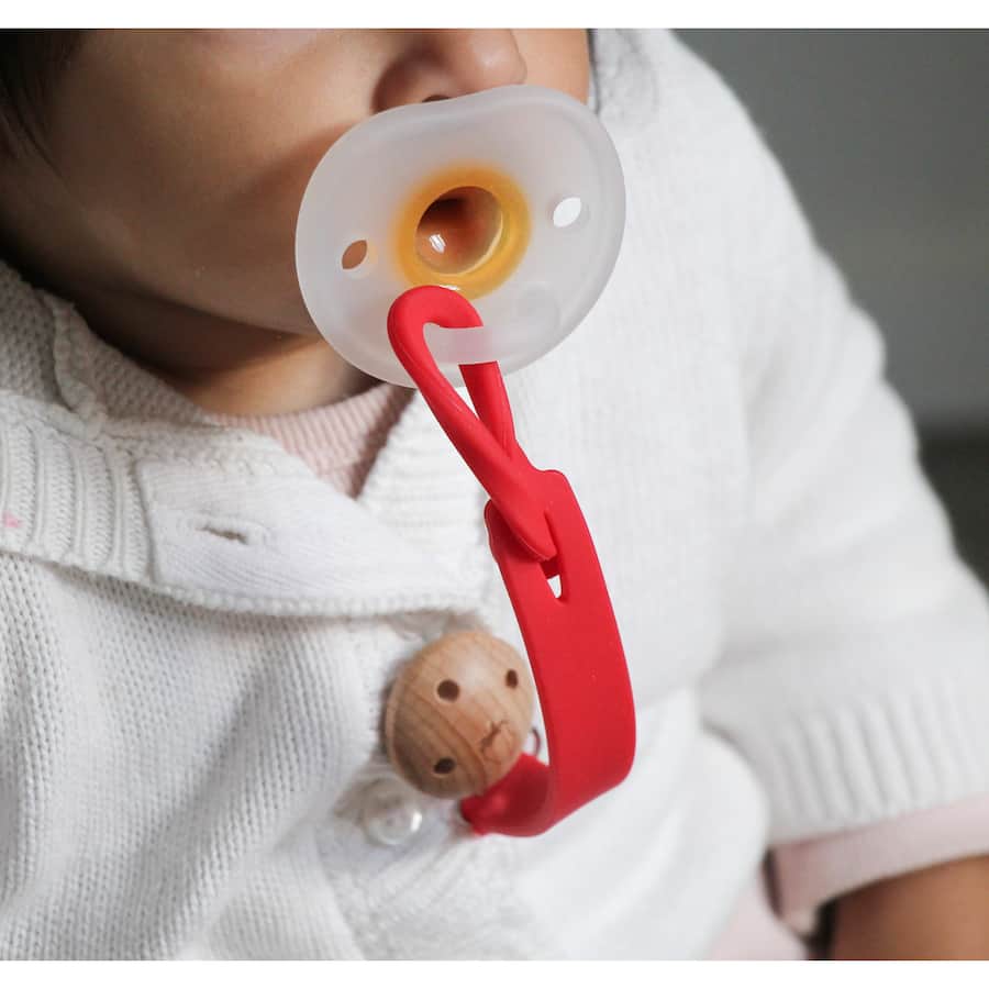 Nil. Baby Dummy Chain Silicone