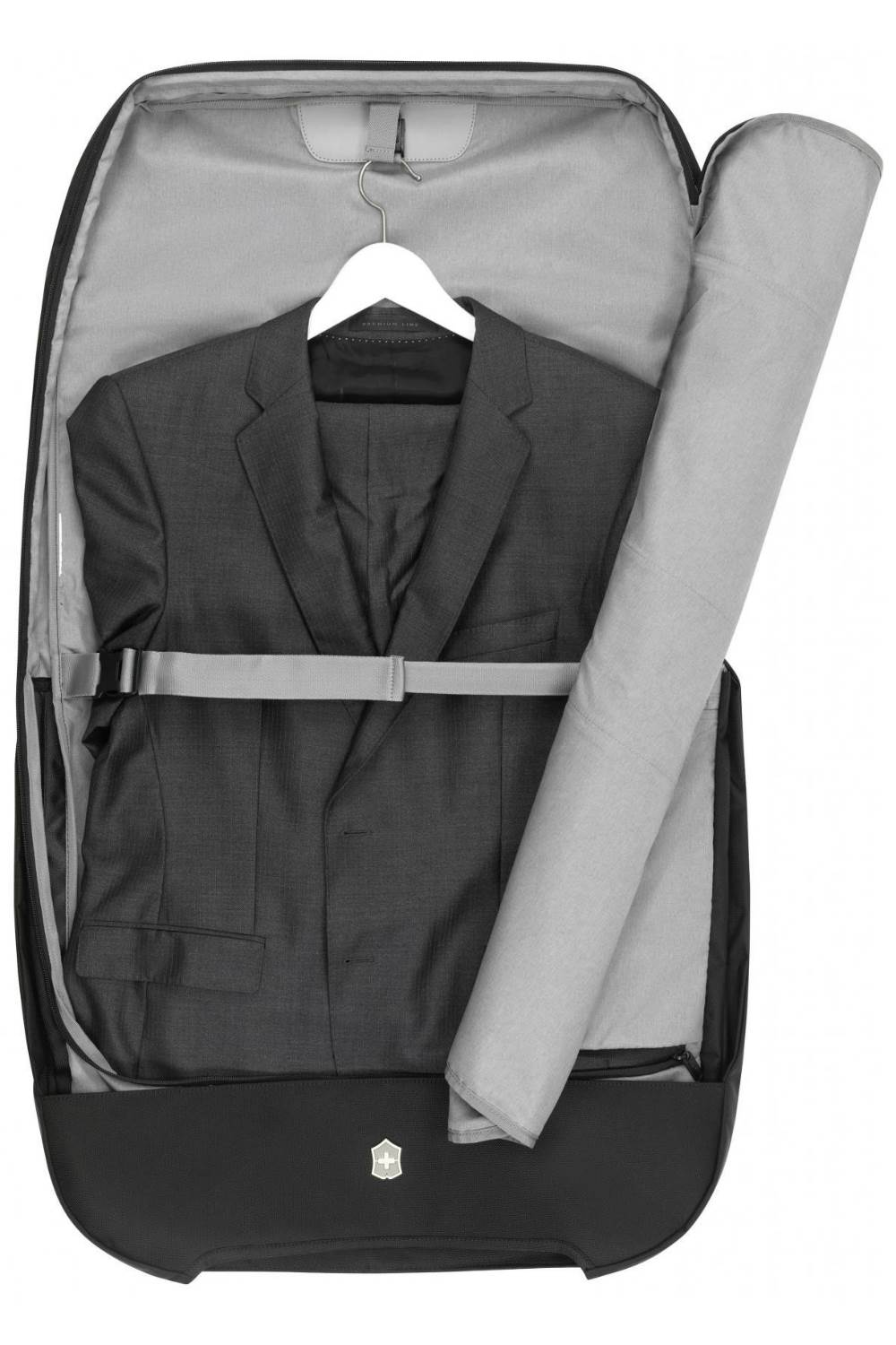 Victorinox Werks Traveler 6.0 Garment Sleeve - Slim Garment Bag  - Black