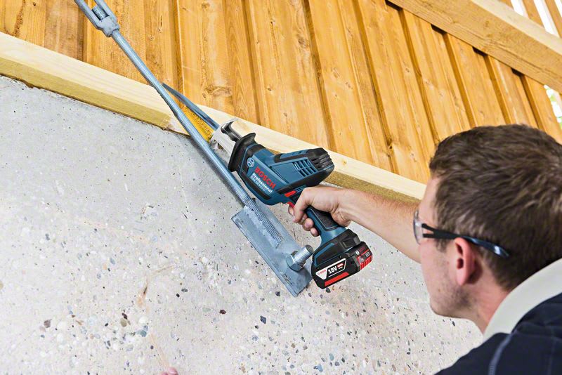 Bosch GSA 18 V-LI Cordless Reciprocating Saw 2400 - 2700 spm (Skin Only)