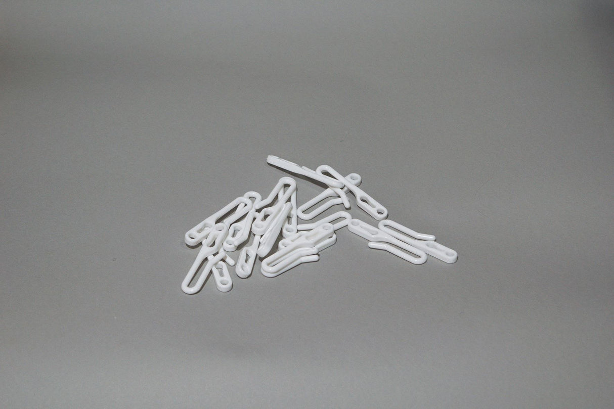 PVC/TPU Apron Hooks (Bag of 100)